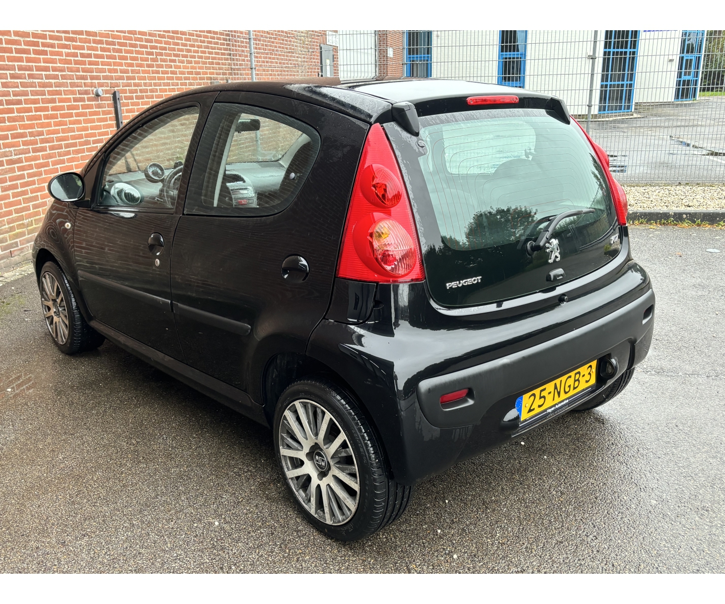Peugeot 107